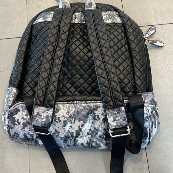 fjall kanken mini backpack Yellow The Kanken Mini includes BACKPACK CROSSTOWN PLUS | Composition_TEXTILE SYNTHETIQUE/DBL. TEXTILE Material:PU Leather